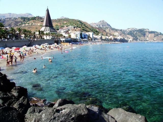 Casa Vacanze Aloha Giardini Naxos Exterior foto